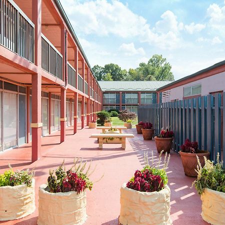 Americas Best Value Inn St. Joseph At I-29 Esterno foto