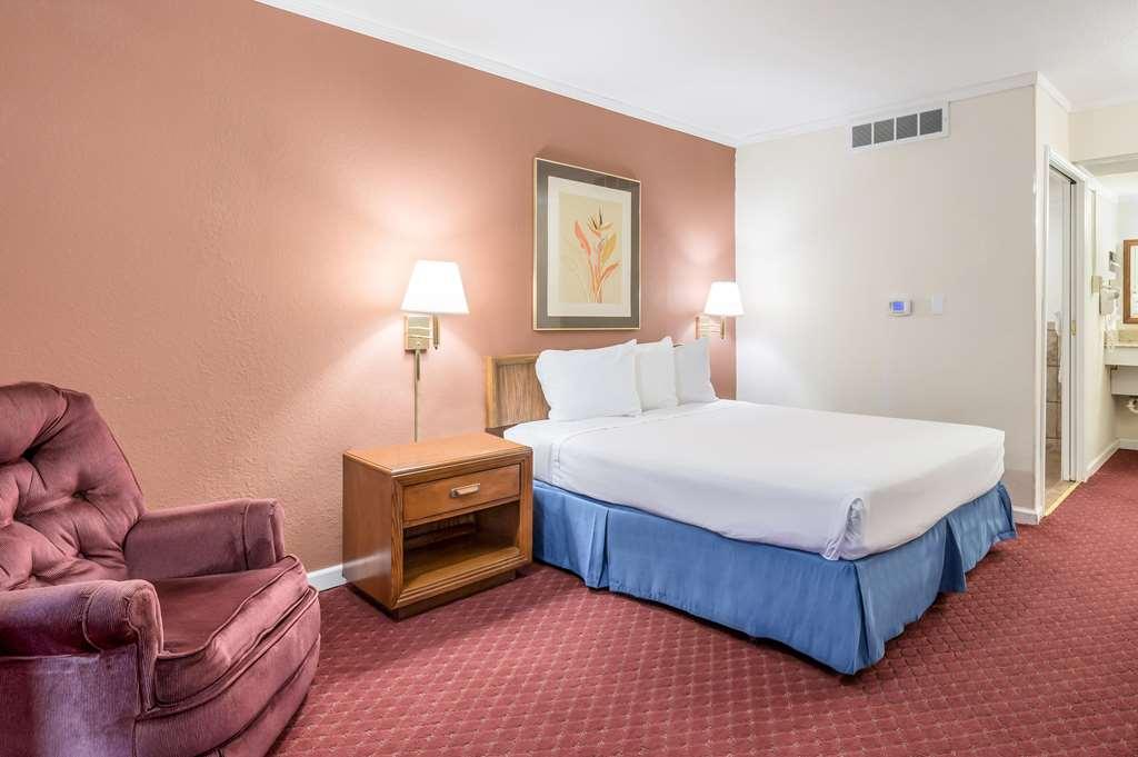 Americas Best Value Inn St. Joseph At I-29 Camera foto