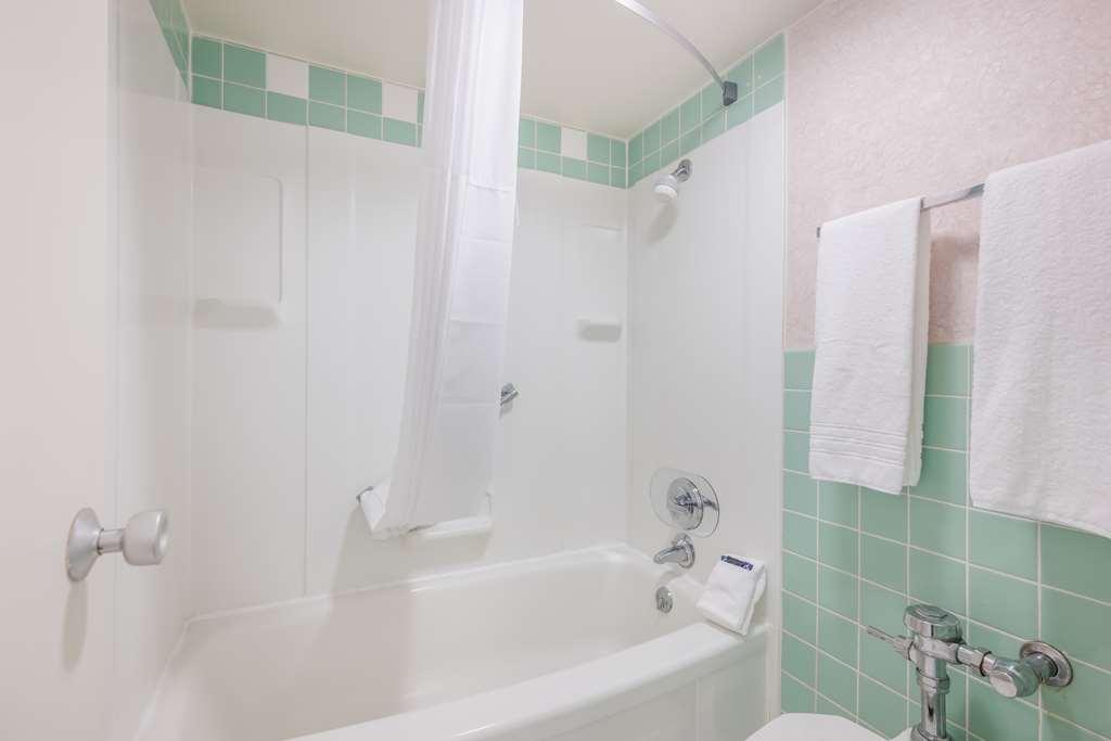 Americas Best Value Inn St. Joseph At I-29 Esterno foto