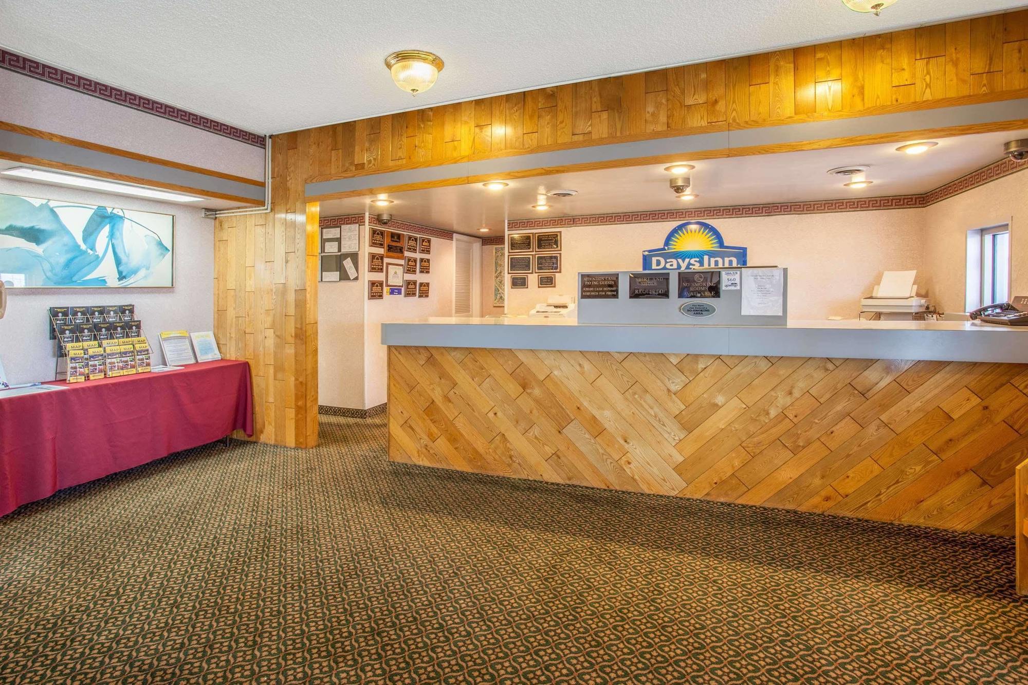 Americas Best Value Inn St. Joseph At I-29 Esterno foto