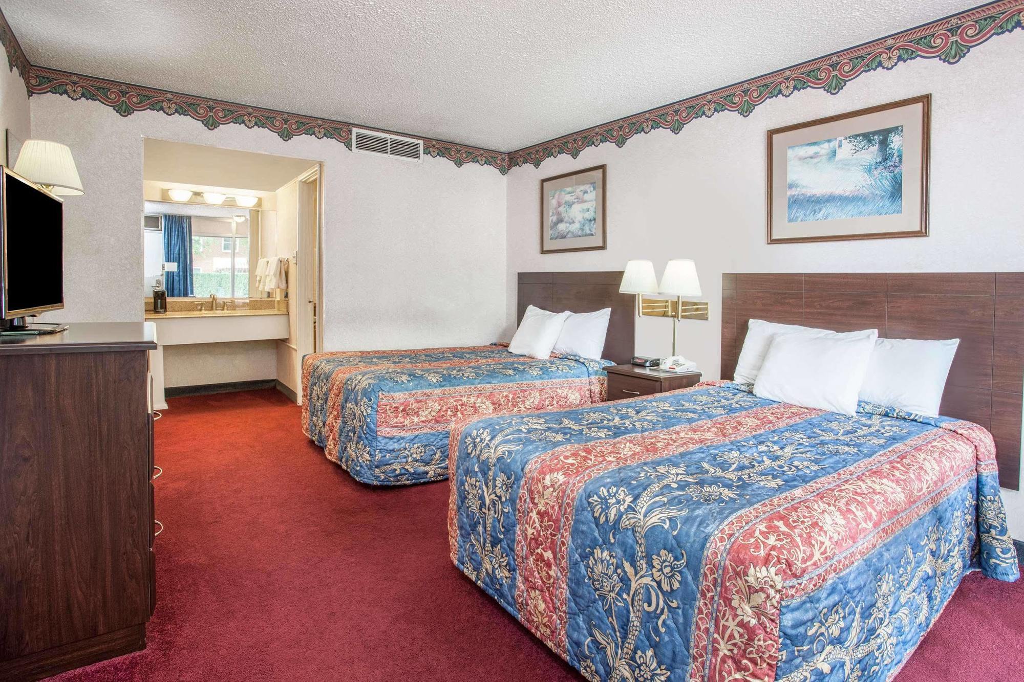 Americas Best Value Inn St. Joseph At I-29 Esterno foto