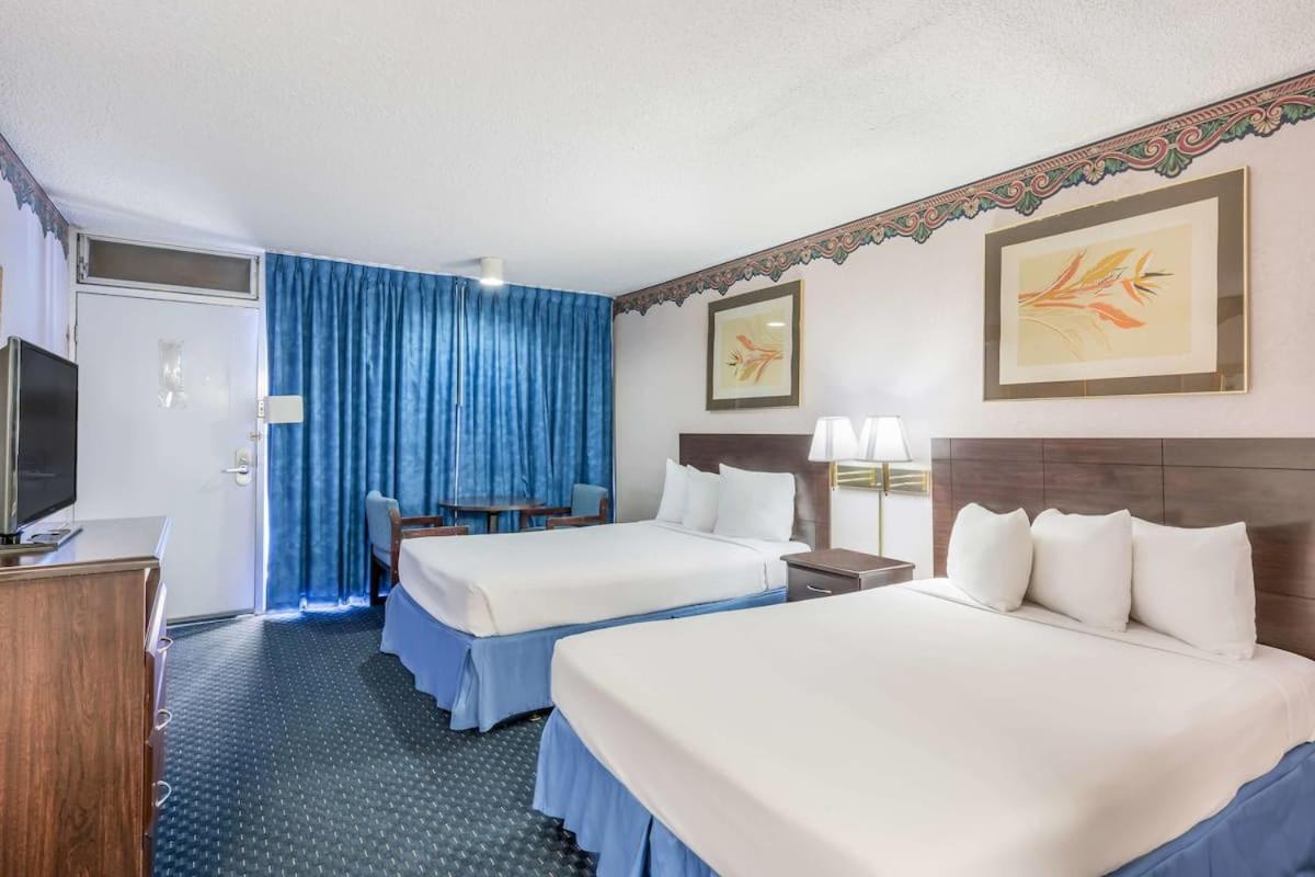 Americas Best Value Inn St. Joseph At I-29 Esterno foto